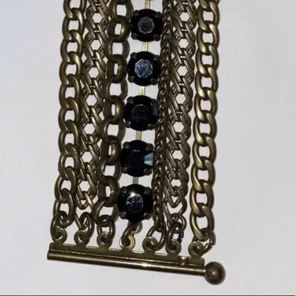 MARIANA LAYERED CHAIN STRAND BRACELET WITH BLACK CRYSTALS - ANTIQUE